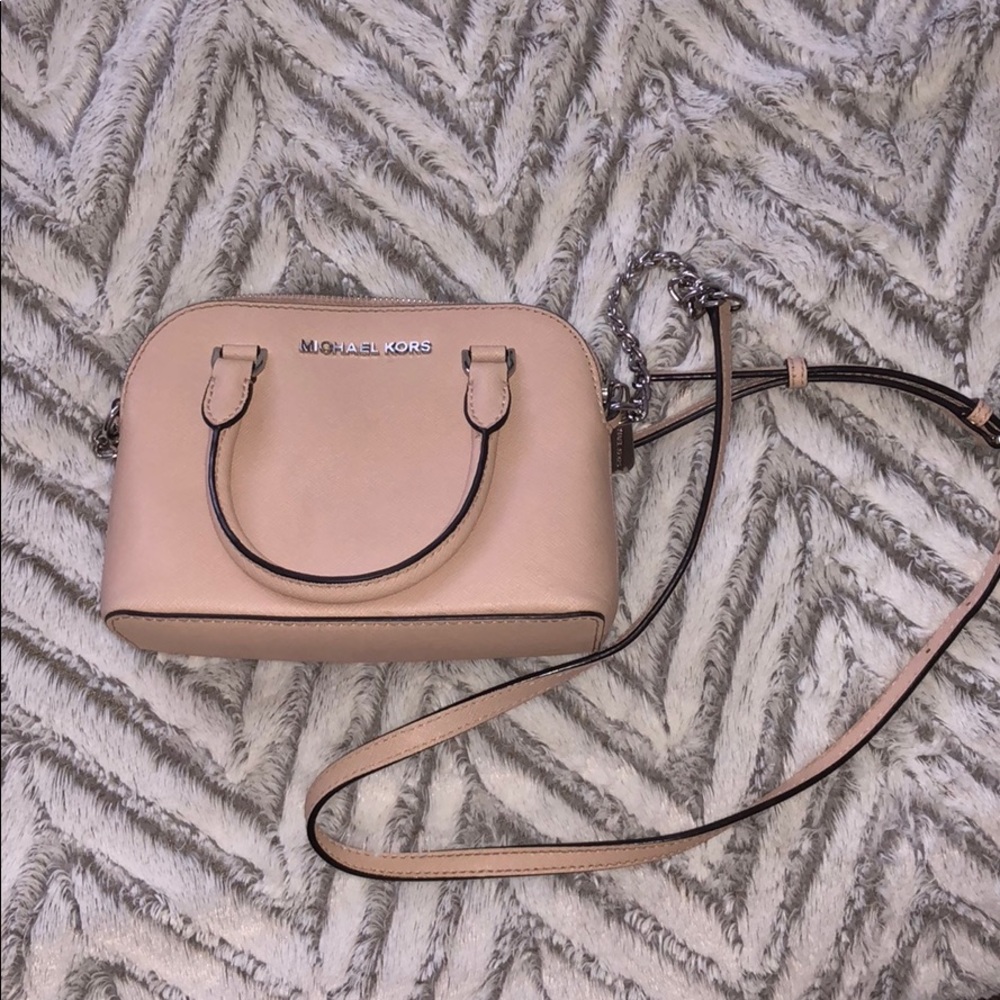Michael kors small crossbody